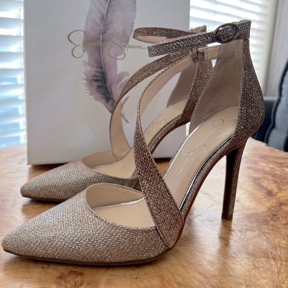 Gorgeous Jessica Simpson Sparkly, Glitter Heels. - Picture 1 of 8